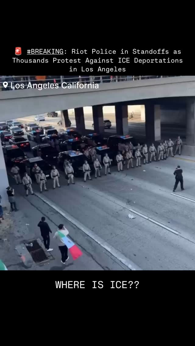🚨 #BREAKING: Riot Police in Standoffs as Thousands Protest Against ICE ...