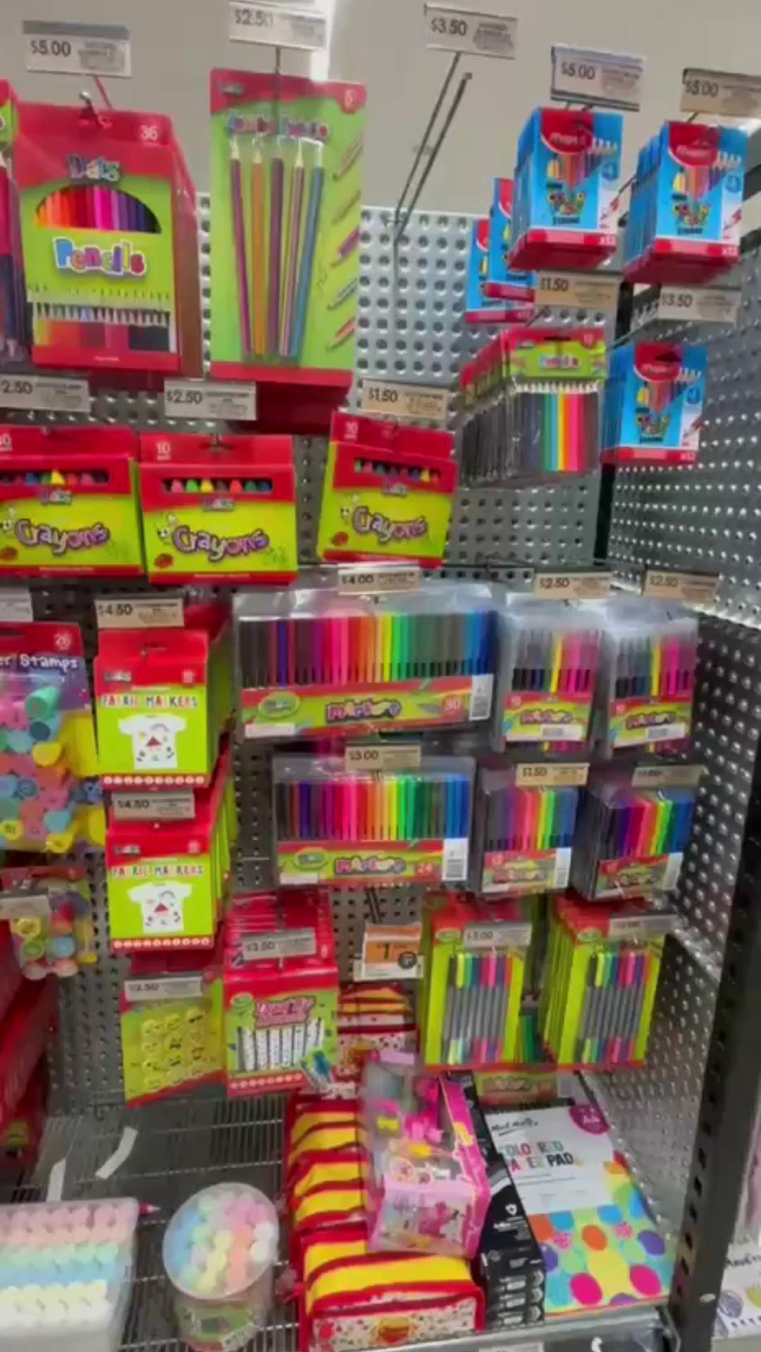 📚 ️ BACK TO SCHOOL READY! ️📚 Pens, pencils, textas, exercise books ...