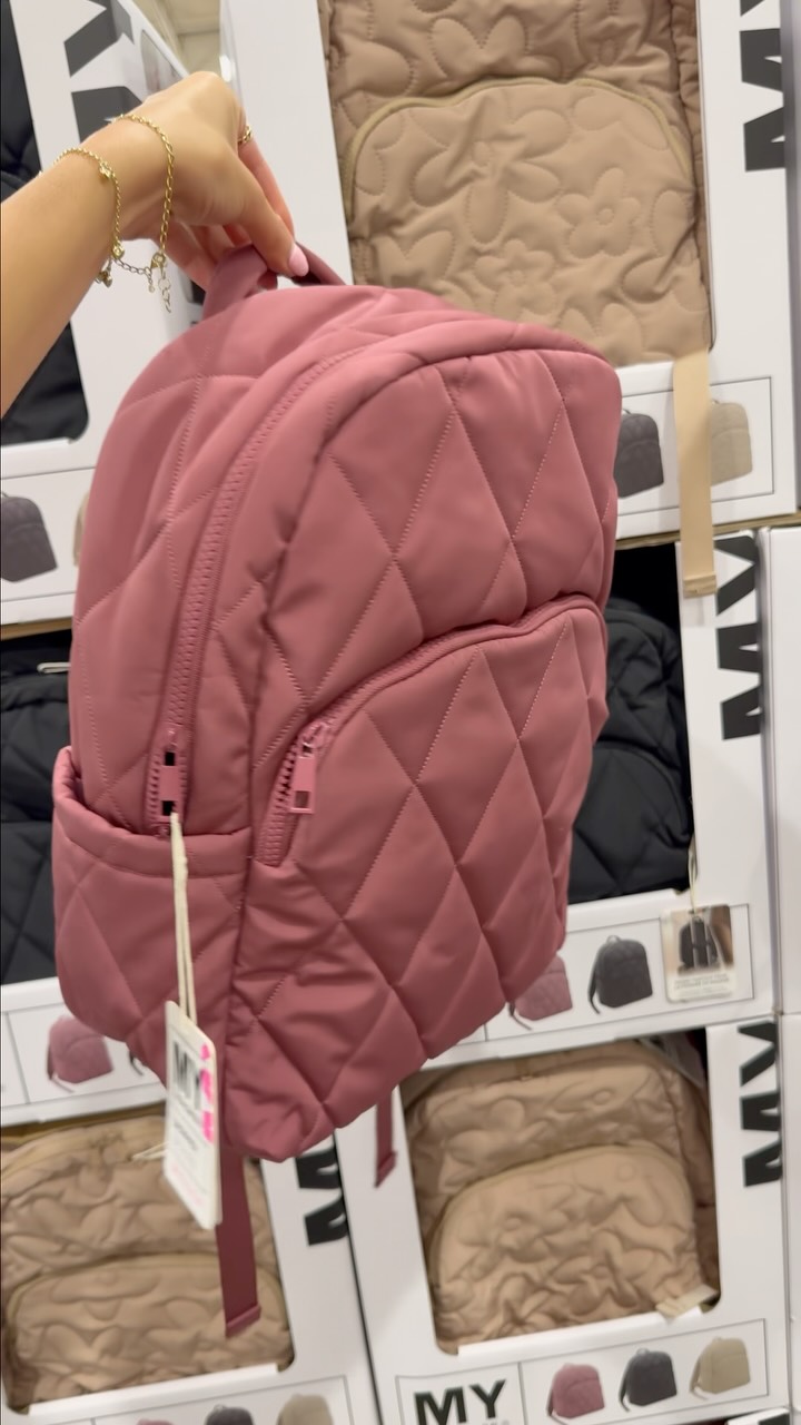 costco leather backpack Jack Georges Voyager Overnight Adjustable shoulder straps provide comfort and convenience NEW at Costco!, Meet your