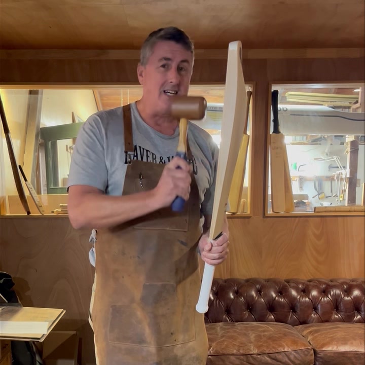 A Signature bat off to Italy for Trippy. This has been customised with ...
