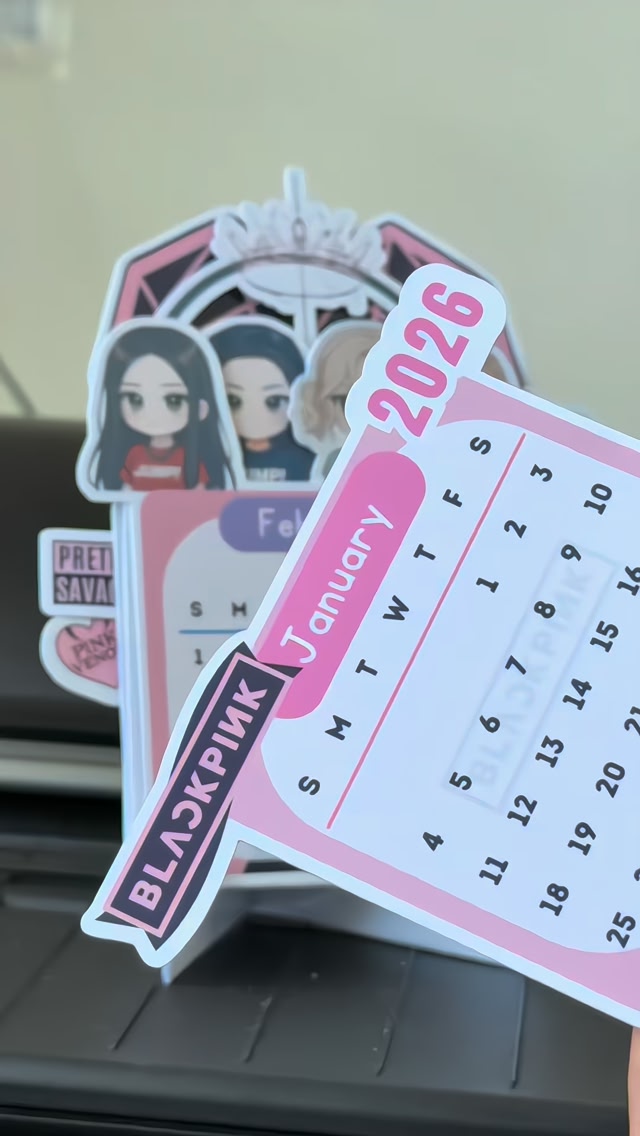 Calendario Da Scrivania Blackpink 2026 - Con Penna Cancellabile, Per Fan K-Pop, Decorazione (13x23 Cm)