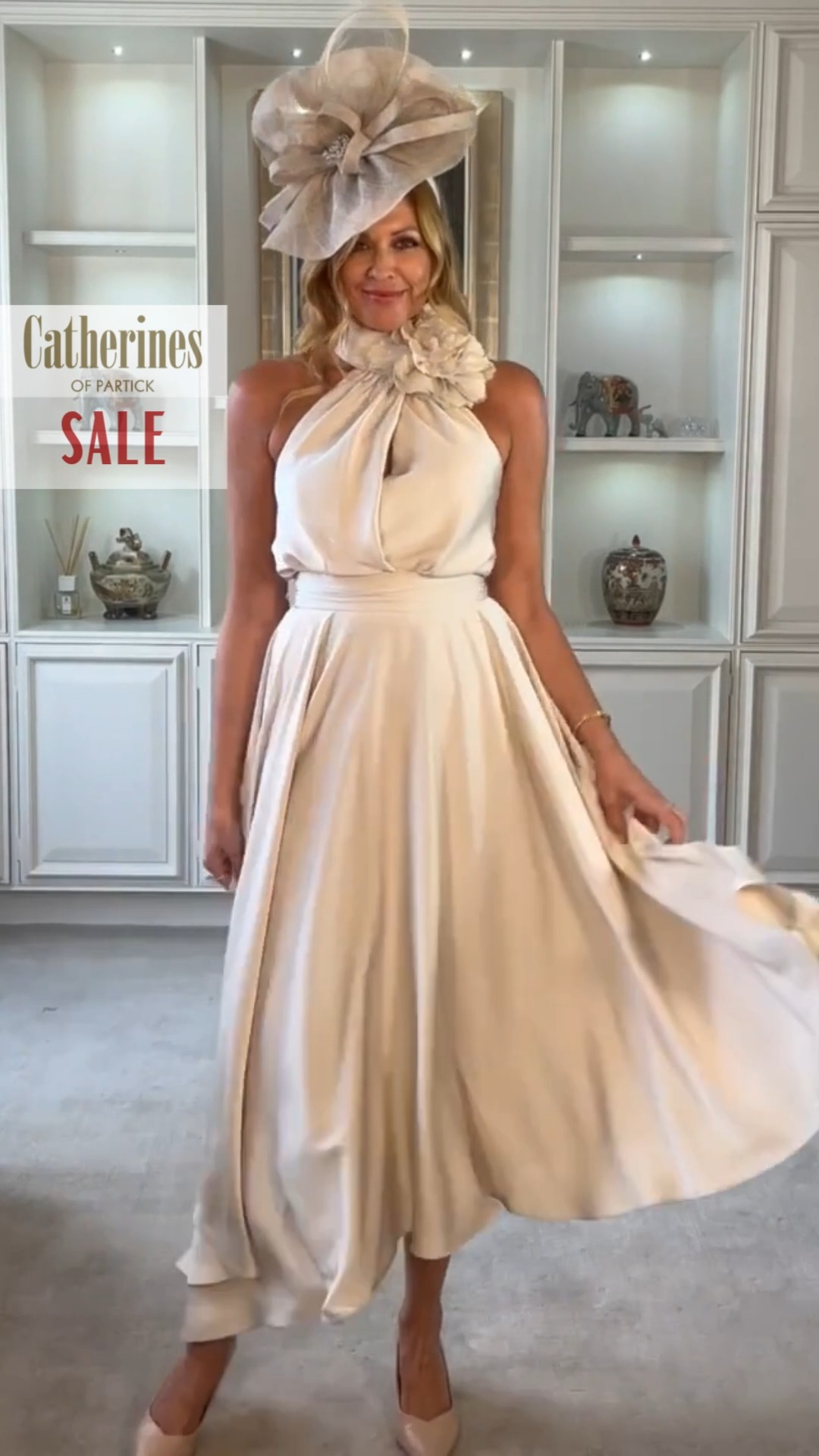 ✨ SALE ALERT! ✨, We only have a few of these gorgeous dresses left in stock, so we’ve added them to our sale! 😍, Now just £375, this is one of those timeless styles you’ll be able to wear again and 