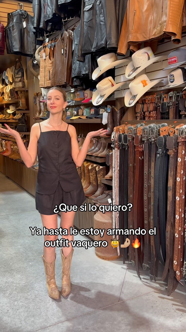 Hasta la pregunta ofende 😂🤠🙈 En El Granero encontrarás el look vaquero ...