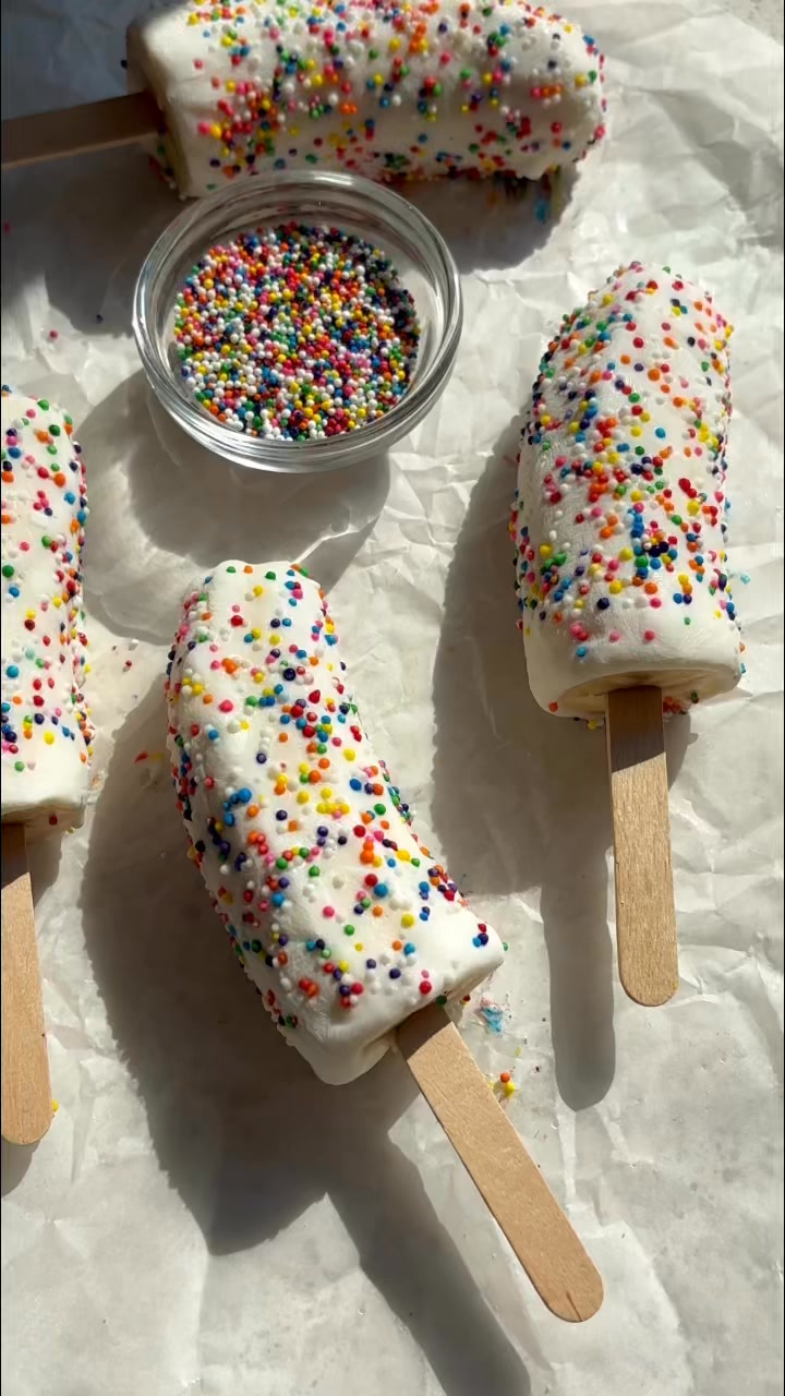 Picture Idea: Enjoy These Healthy And Delicious Frozen Yogurt Banana Pops Made