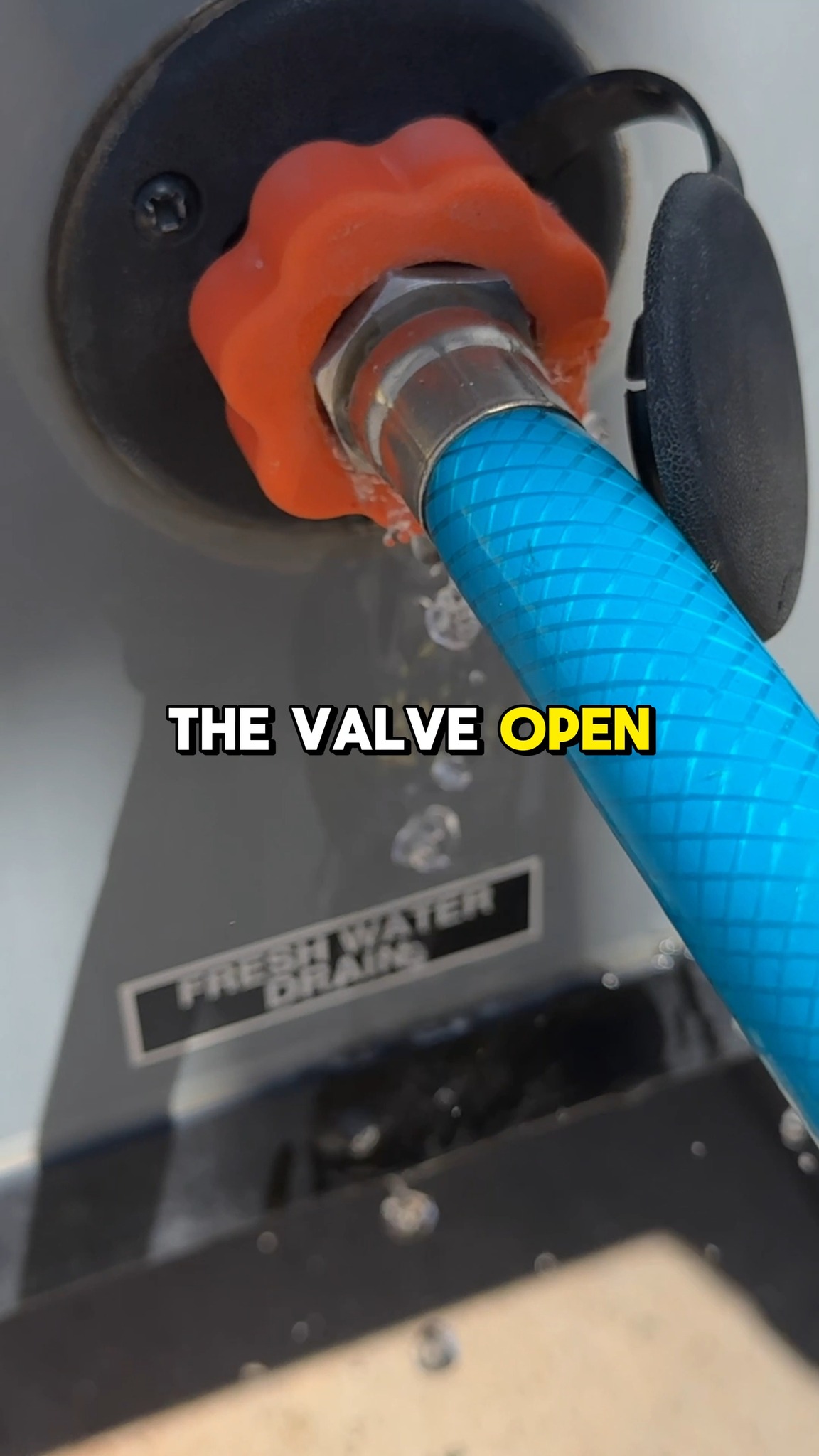 Always rinse your RV’s black tank after dumping! 💡 If you’re using a ...