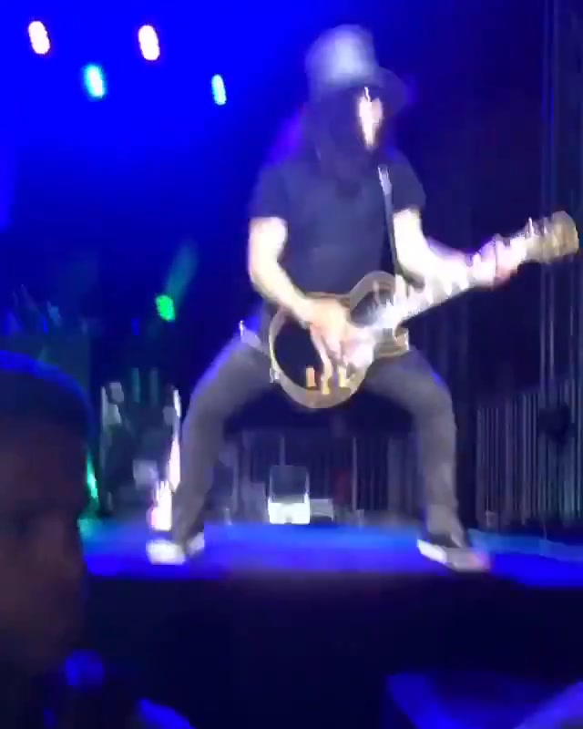 Slash feat Myles Kennedy and #TheConspirators Brent Fitz Todd
