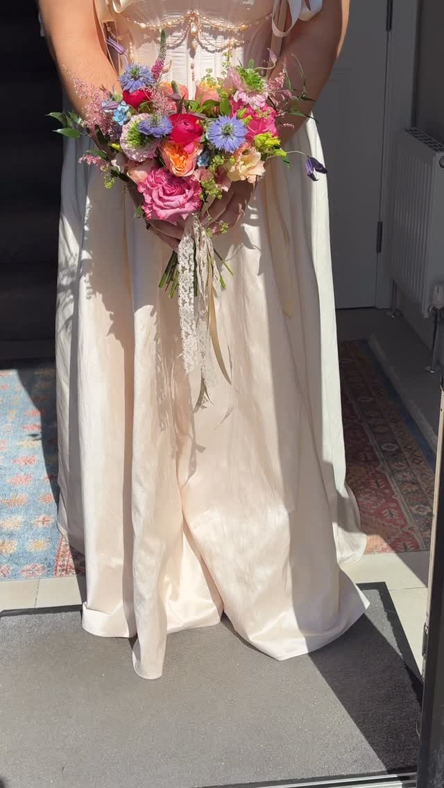 What a bridal gown by @leenasobeihstudio 🇵🇸 a Palestinian bridal designer 💕 , Andrea looked absolutely beautiful ~ that skin was glowing in the natural sunlight ☀️, Exci