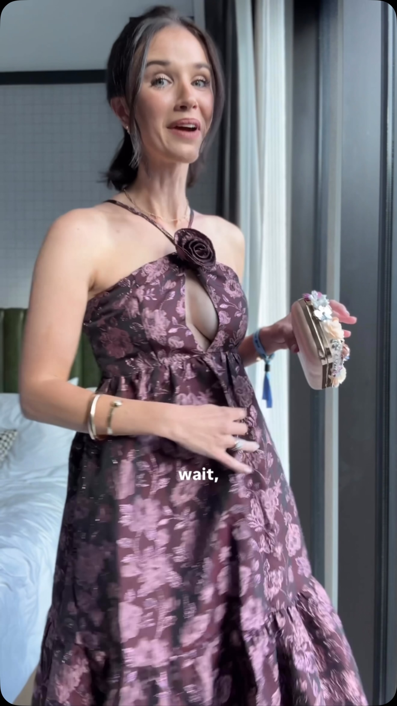 bump friendly wedding guest dresses tis pretty perfect ✨ perfect dress! , #bumpfriendly #fallweddingguestdress #cocktaildress #millennialmom #weddingguest | Hallie Ragan - The Hallie Scene ESTELLE BRIDAL - Updated NA-06.05.26AM Fit:Straight heavily pregnant wedding guest