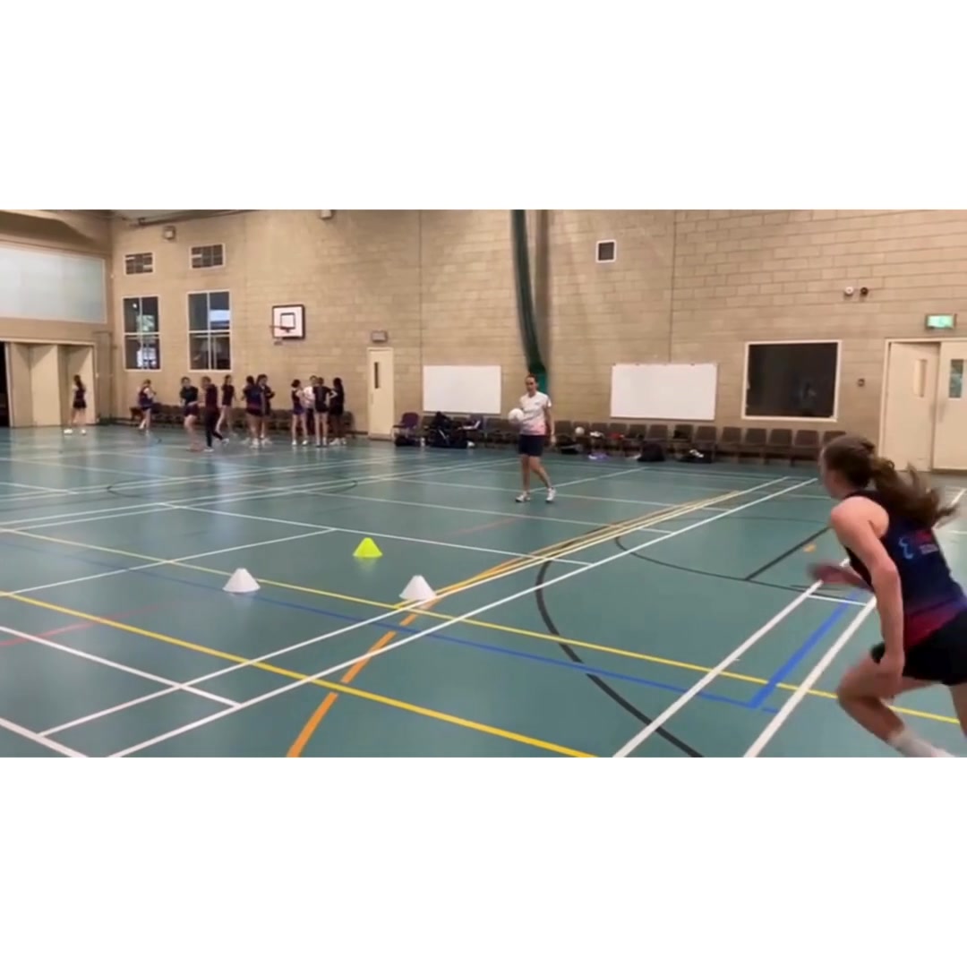 Quick feet, passing, catching and timing 💖💜 ⭐️ Timing so as one player ...