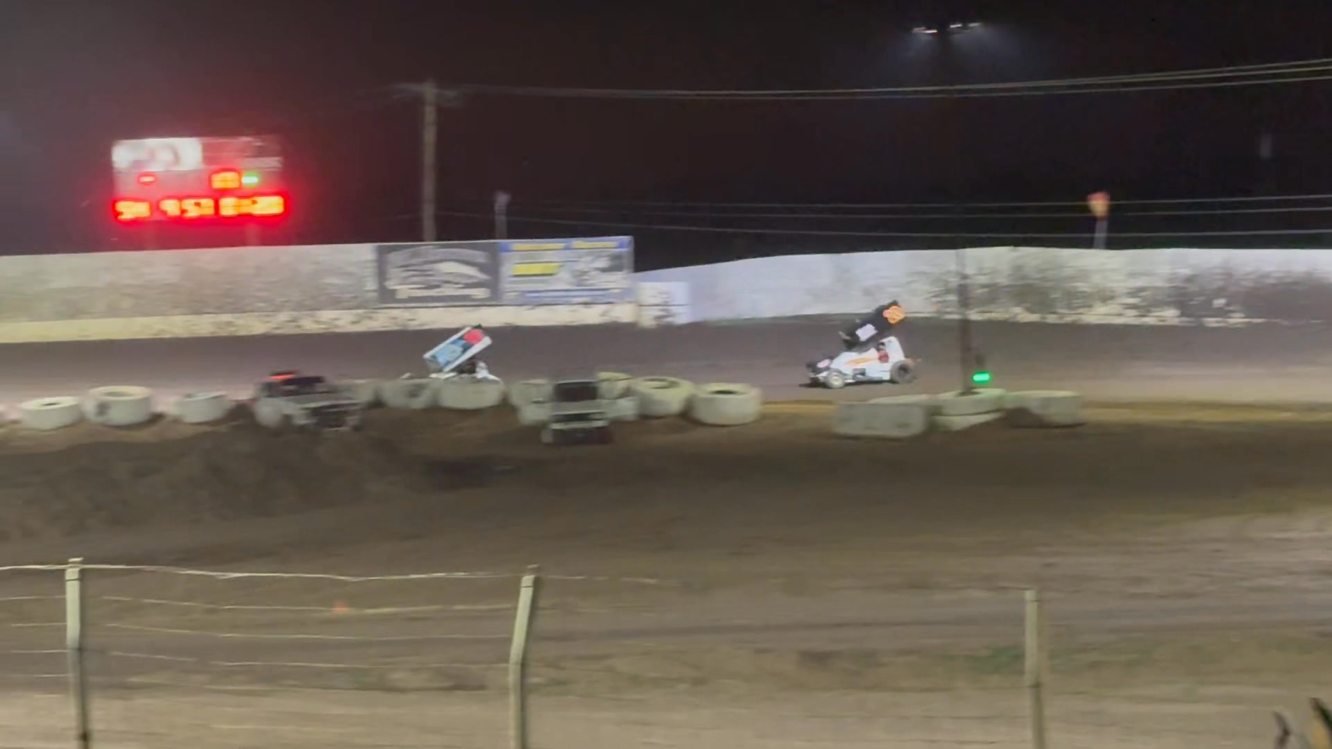 Jayden 11vsjr 360 A main finished in the infield with tire issues ...