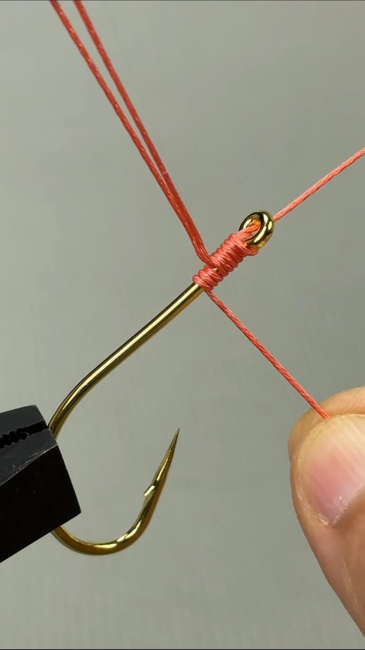Stronger pulling force fish hook knot 🐟 #knot #tooltips #tooltour #rope ...