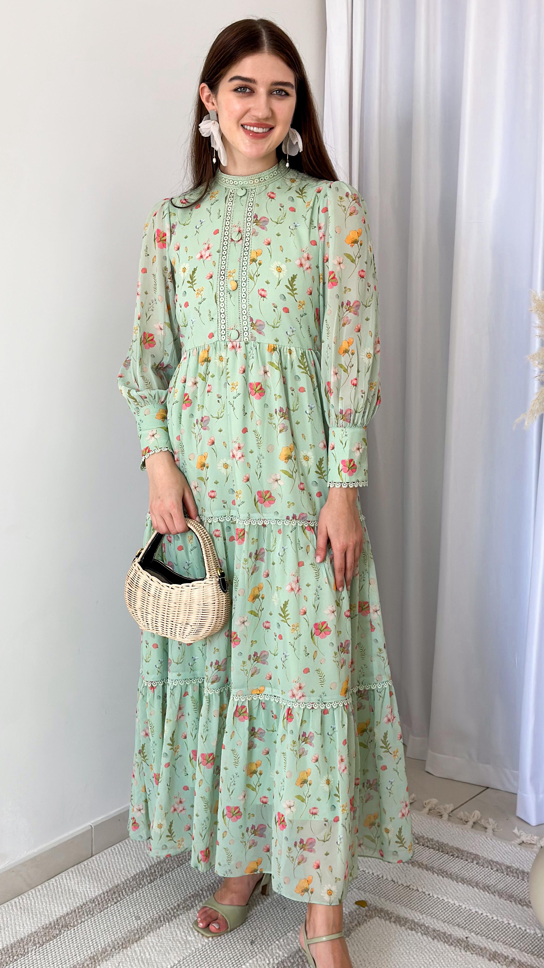 Hannah Lace Dress in Pastel Green Floral ☘️✨, sowears.net 🌍 Worldwide & Free Shipping | Stores: KHI • ISL • LHR 🛍️