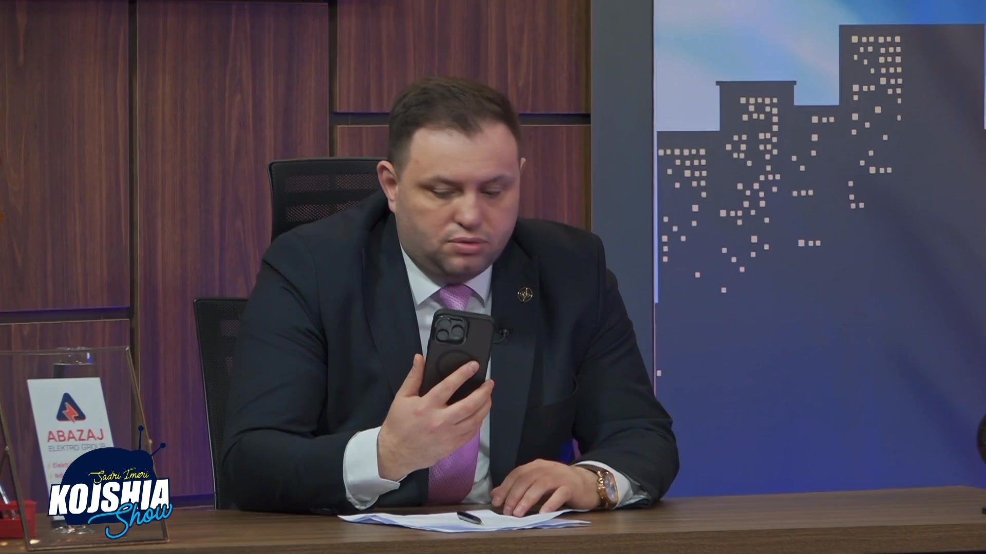Hoxhe Feim Dragusha U kshillova me Hoxhe Shefqet Krasniqin. Ja cka me ...