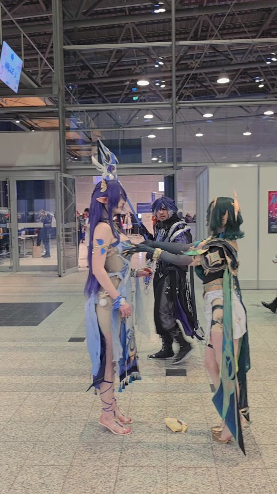 what did I just witness 😳 Lauma: @isipisi.cos Nefer: @brie.cos Flins ...