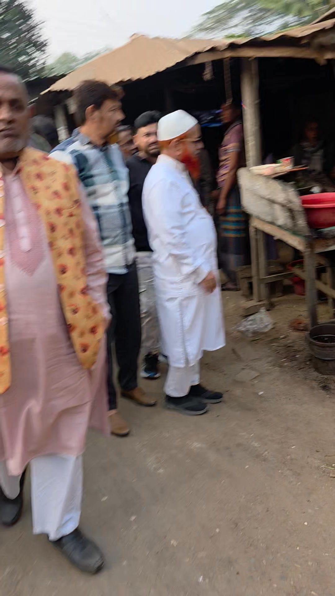আগামীকাল বিকাল তিন ঘটিকার সময় ভালুকা পৌরসভা ১নং ওয়ার্ড এ উঠান বৈঠকের