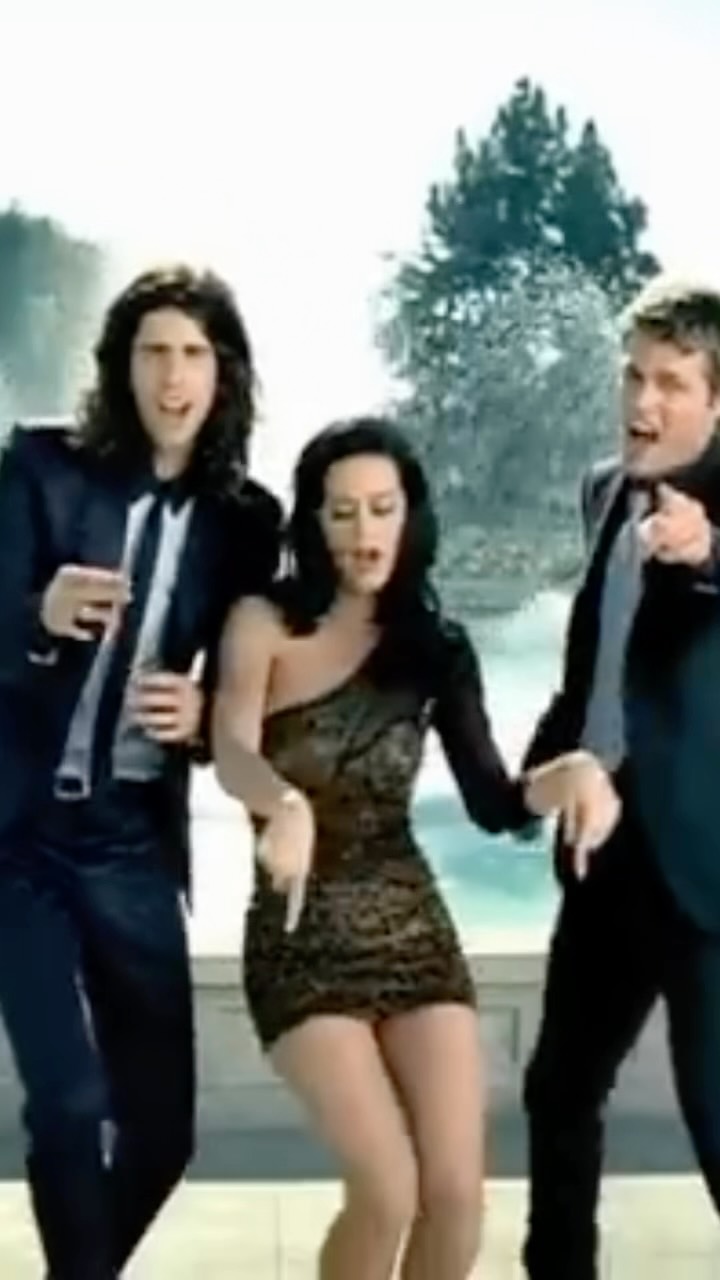 3oh 3 black dress On this day in 2009 we released the remix of STARSTRUKK featuring KATY PERRY. From first meeting her during Warped Tour to filming this video together, it was never a dull moment. Happy birthday Color:Nouveau Navy Do Not Bleach Stord-21-08-25 Irena Denim Pinafore Dress