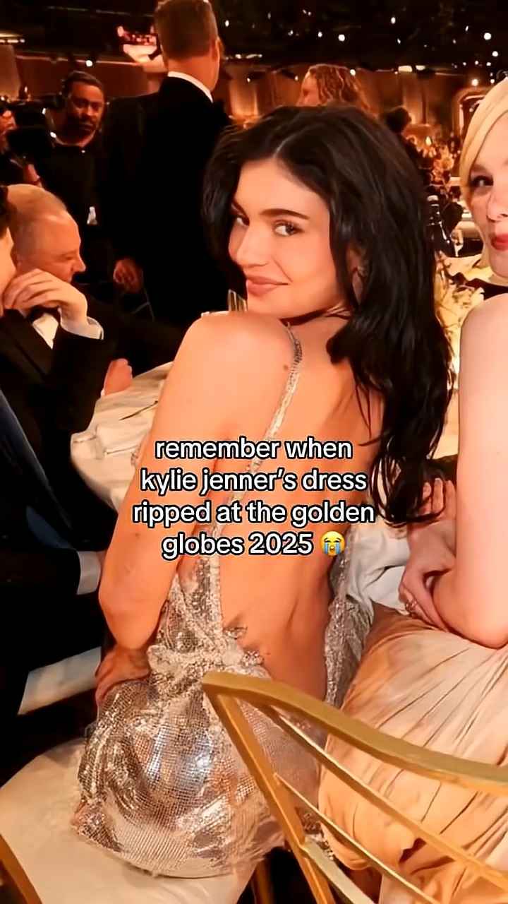 kylie golden globes dress 2025 Remember when Jenner's ripped at the Globes..#USCelebNews #USCelebrityNews #USStarNews Remember when Kylie Jenner's dress ripped at the 2025 Golden Globes..#USCelebNews Buy Flower Girl Dresses