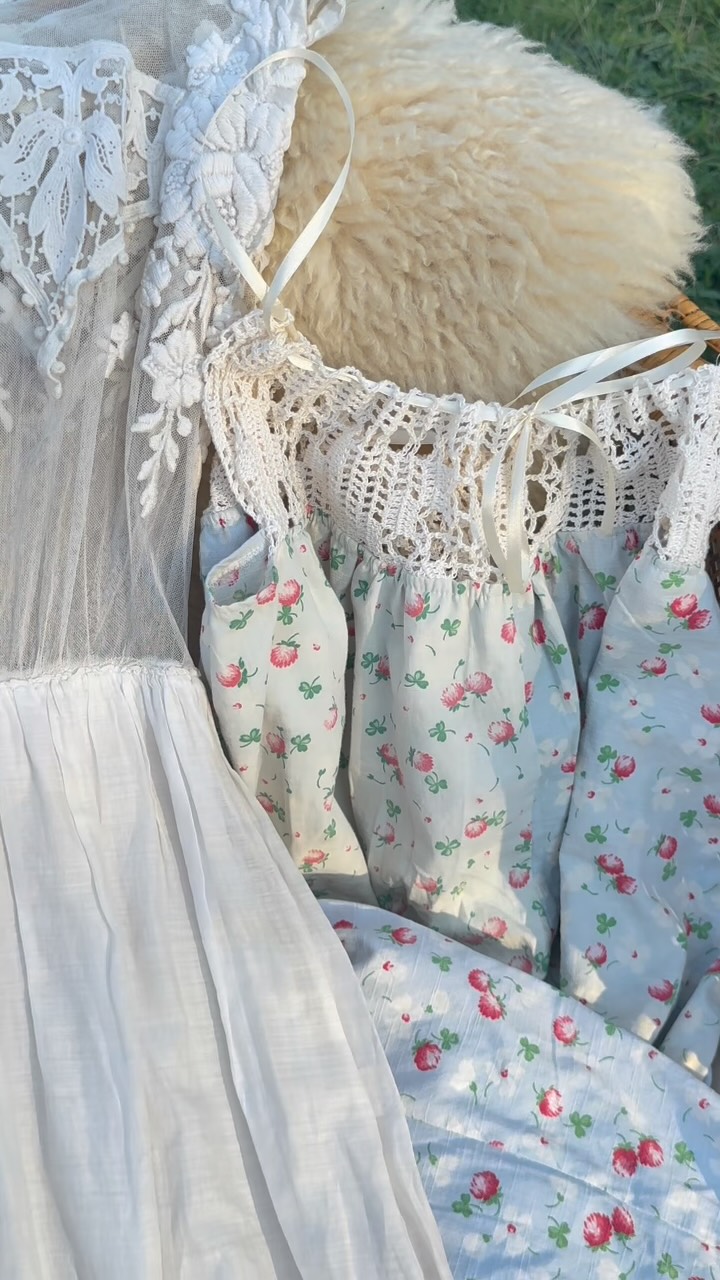 Wild Rose Vintage (@wildrosevintagegoods) • Facebook