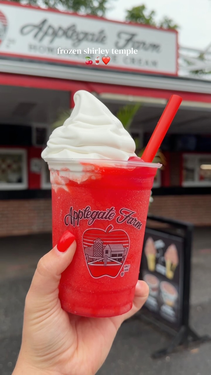Applegate - Classic hot chocolate👌🏽—because some comforts never