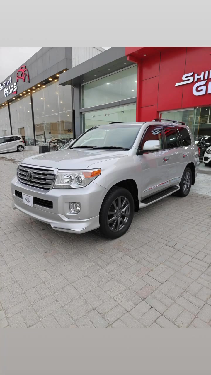 Toyota Land Cruiser ZX — 2013 Model Premium full-size luxury SUV