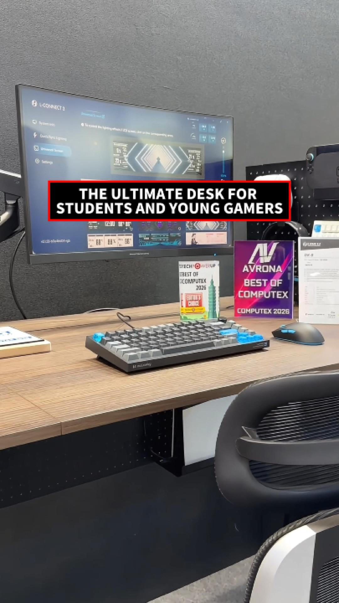 ドラム缶remake！パソコンデスク‼️ This might be one of the best desks we've seen for younger gamers