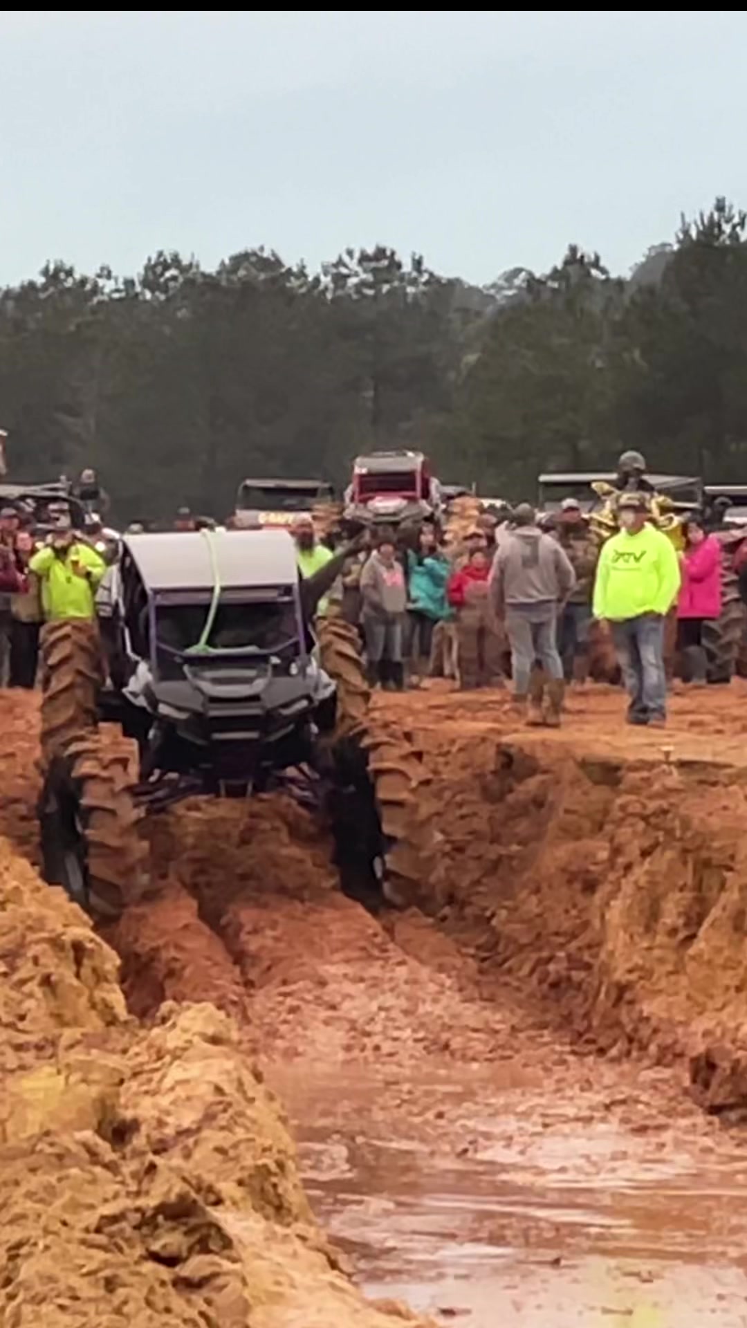 The Dark Knight Polaris RZR taking on our Unlimited Tire Bounty Hole at ...