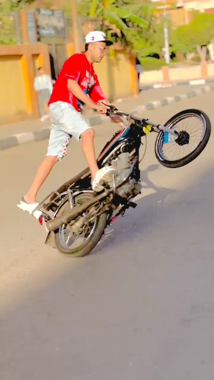 #عو #البلد | محمد جمال | Facebook