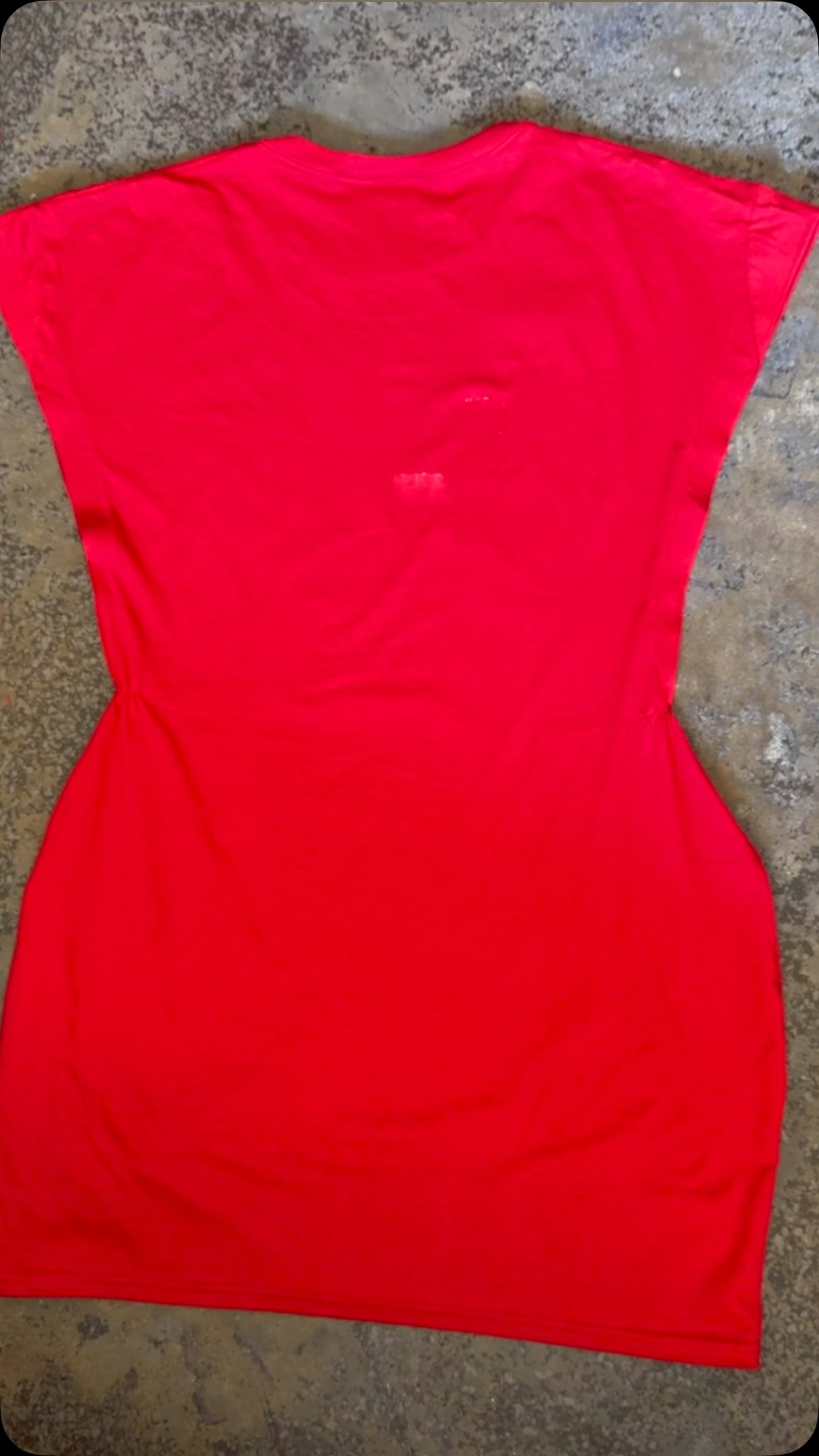 football jersey style dress It’s season 🏈 , Took a 3xl tshirt and made into a 😉, #tiffanywright #football #fashion | Tiffany Wright how to style a football jersey girl