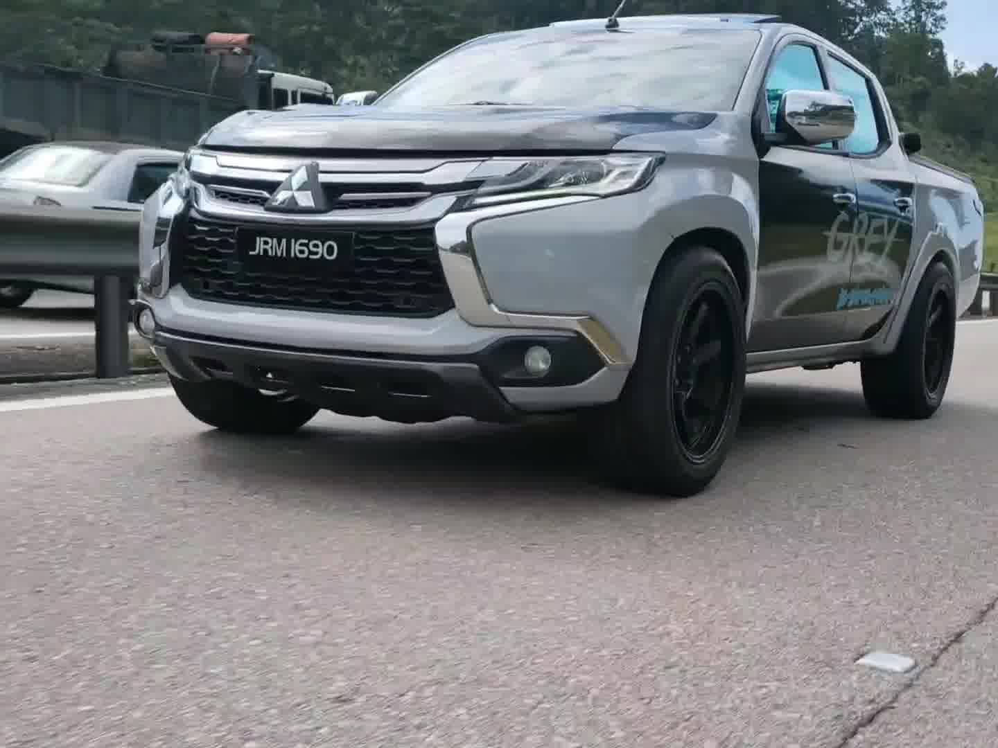 Haa Spray Project Garage Triton Pajero Sport Facebook