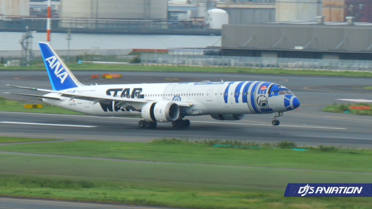 The ANA 'R2D2' Boeing 787 arrives in Tokyo 🎥 #Aviation #Airlines