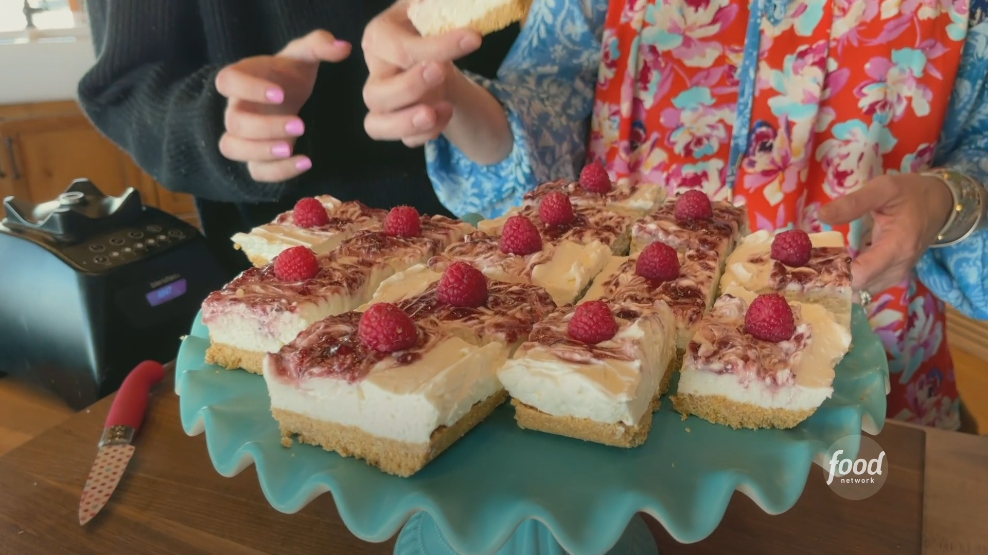 We dream about those raspberry cheesecake swirls 😌🍰 Let your fridge do ...