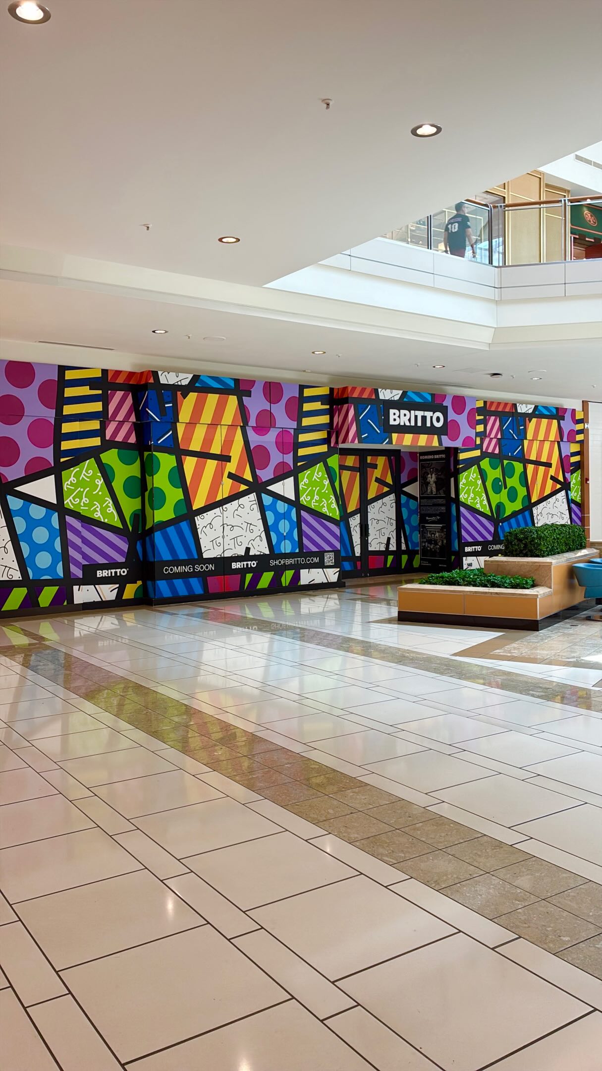 アート・デザイン・音楽 NEW SHOPPING MALLS / Carles Broto NEW OPENING - Tampa 😍🌴🖼️ See you this Saturday, July 11th from