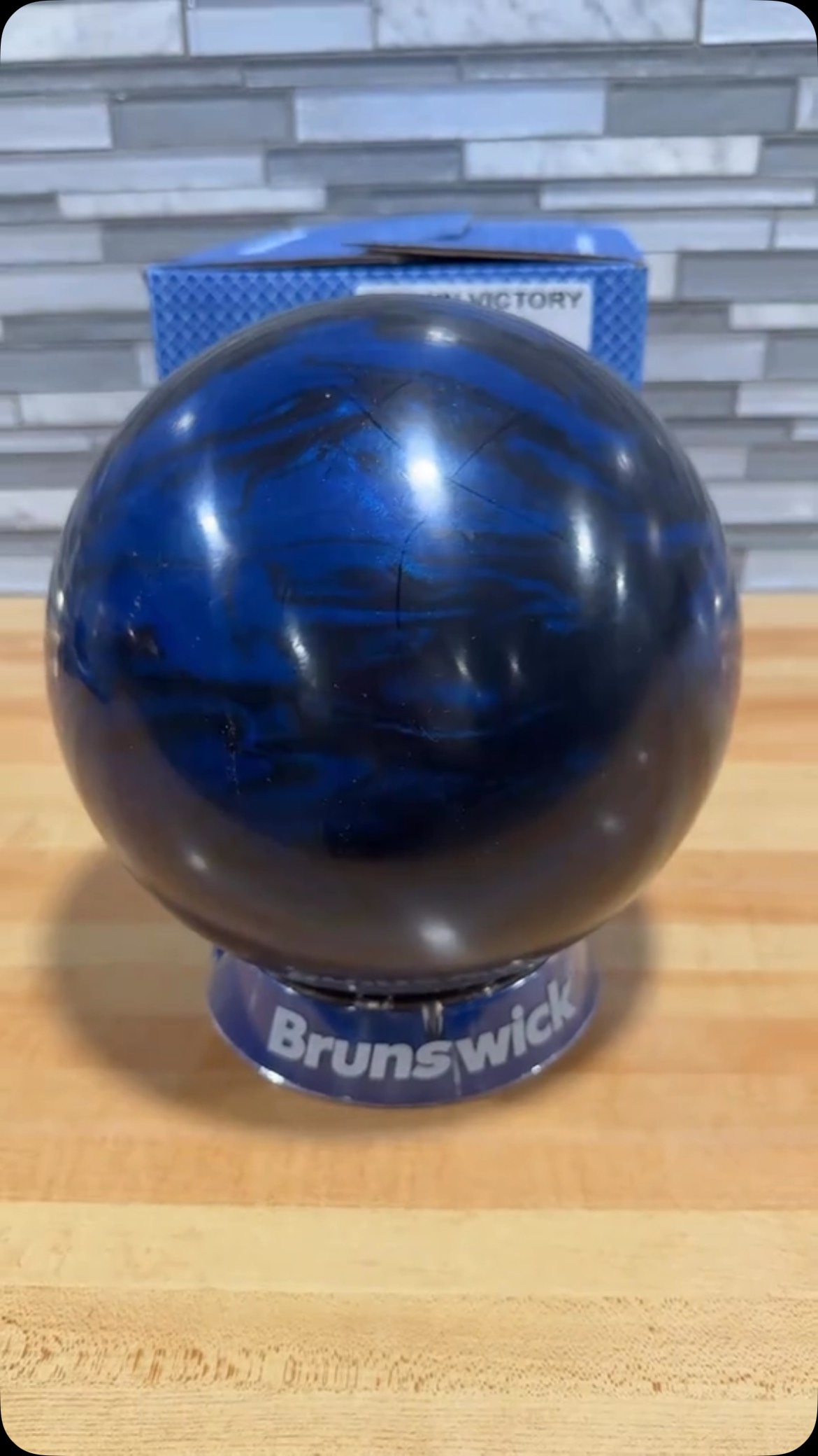 The new Brunswick Crown Victory Pearl defines skid-flip