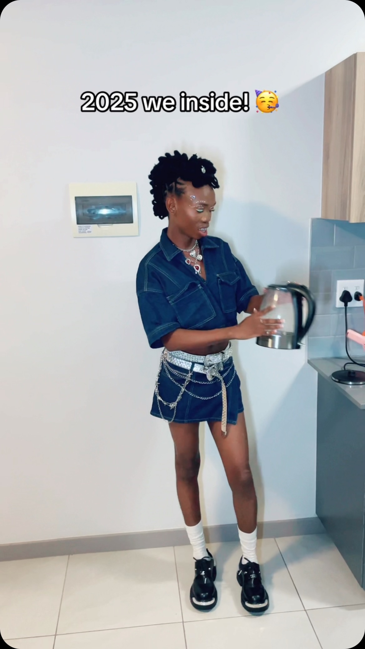Skete sa di rough dance 💃👄 DC: @hope_ramafalo_ | Smokey Mirror