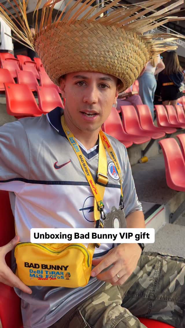 激レア】「BAD BUNNY」ロンT & リストバンド VIPエリアで配布 激レア