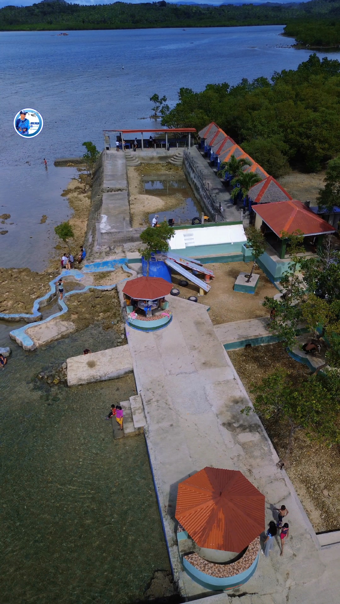 The Mangrove bay..pa bugnaw sa ko dria kay mura og init man ang akong ...