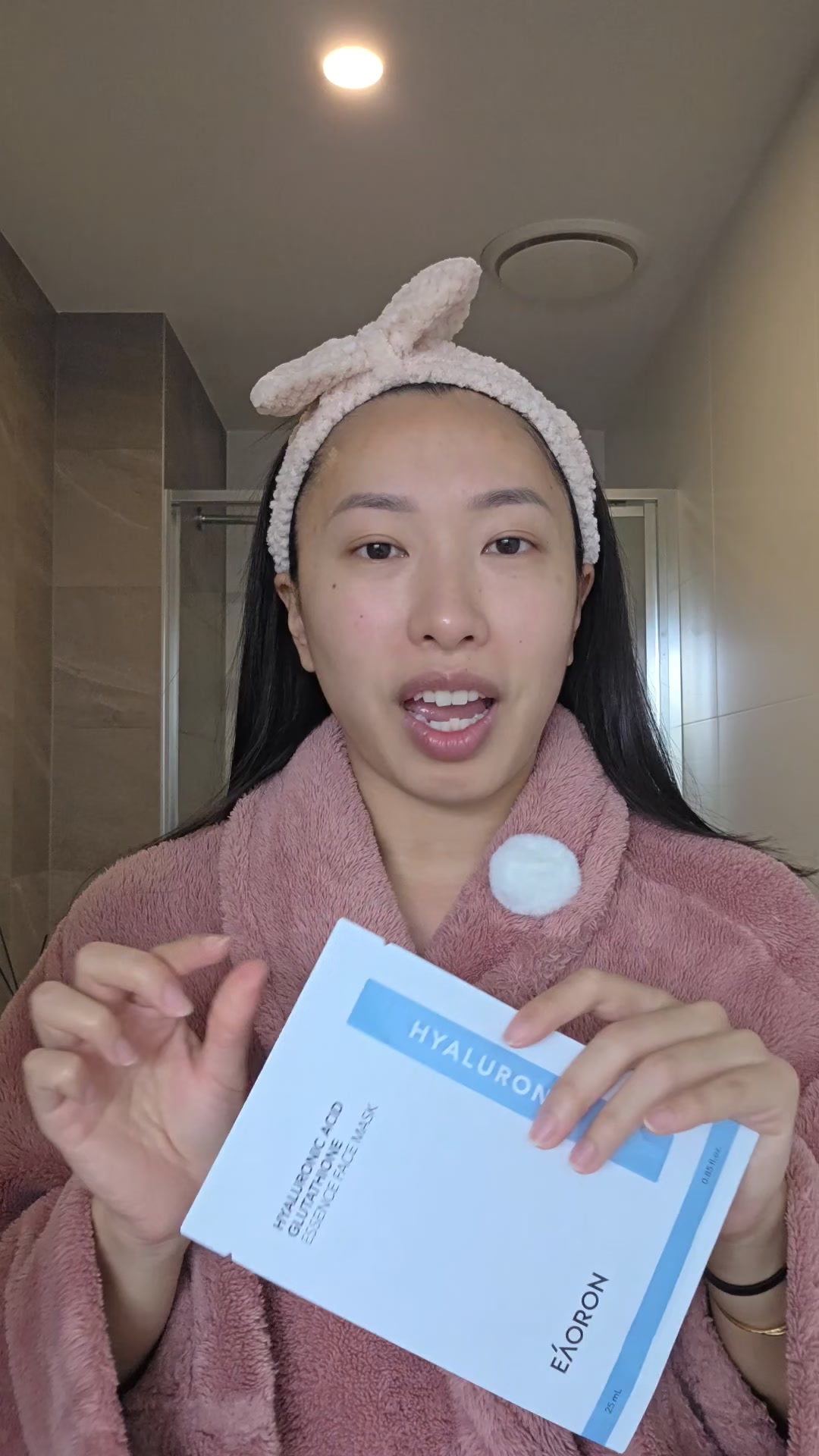 eaoron hyaluronic acid glutathione essence face mask There is a significant difference between a that is mostly water and one that is 99% essence. You feel it immediately. You see it the next day. The BAC | World's Cooling Daily Body Care Size:16oz Glass Bottle