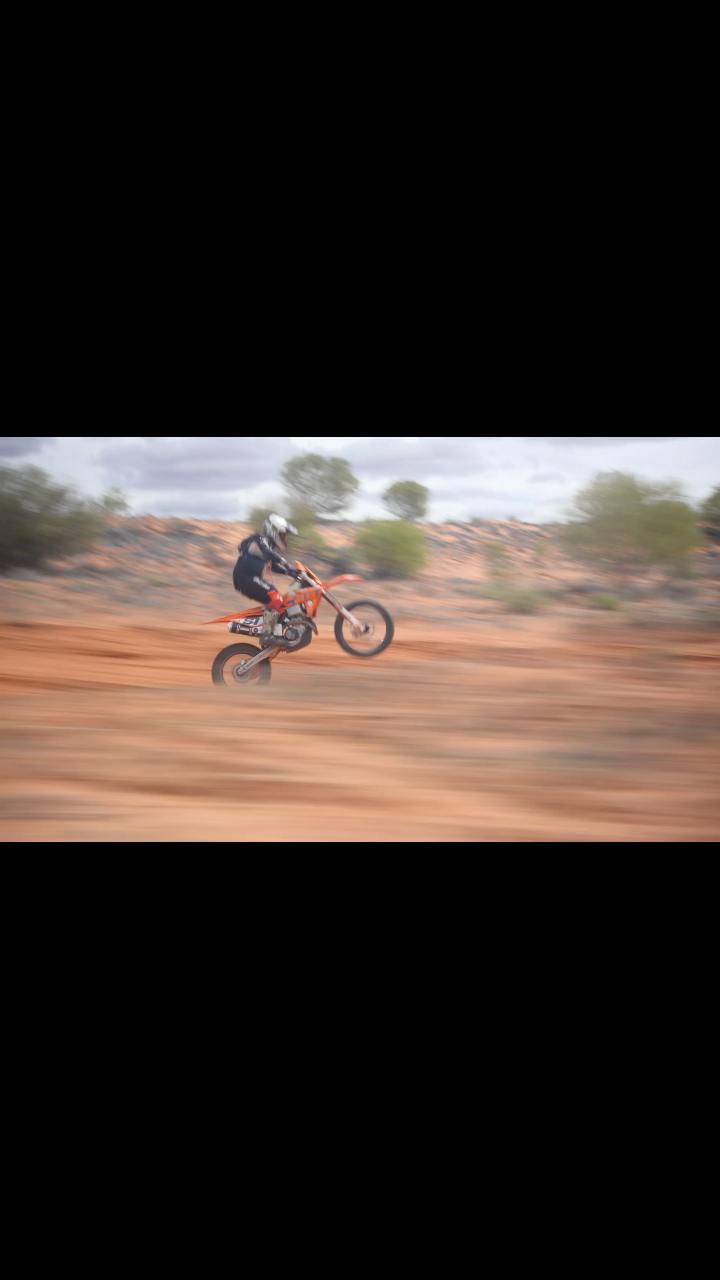 Finke RAW - Luke Hayes putting his CBS Racing 2024 KTM 500 to work 🔥🎥🇦🇺 ...