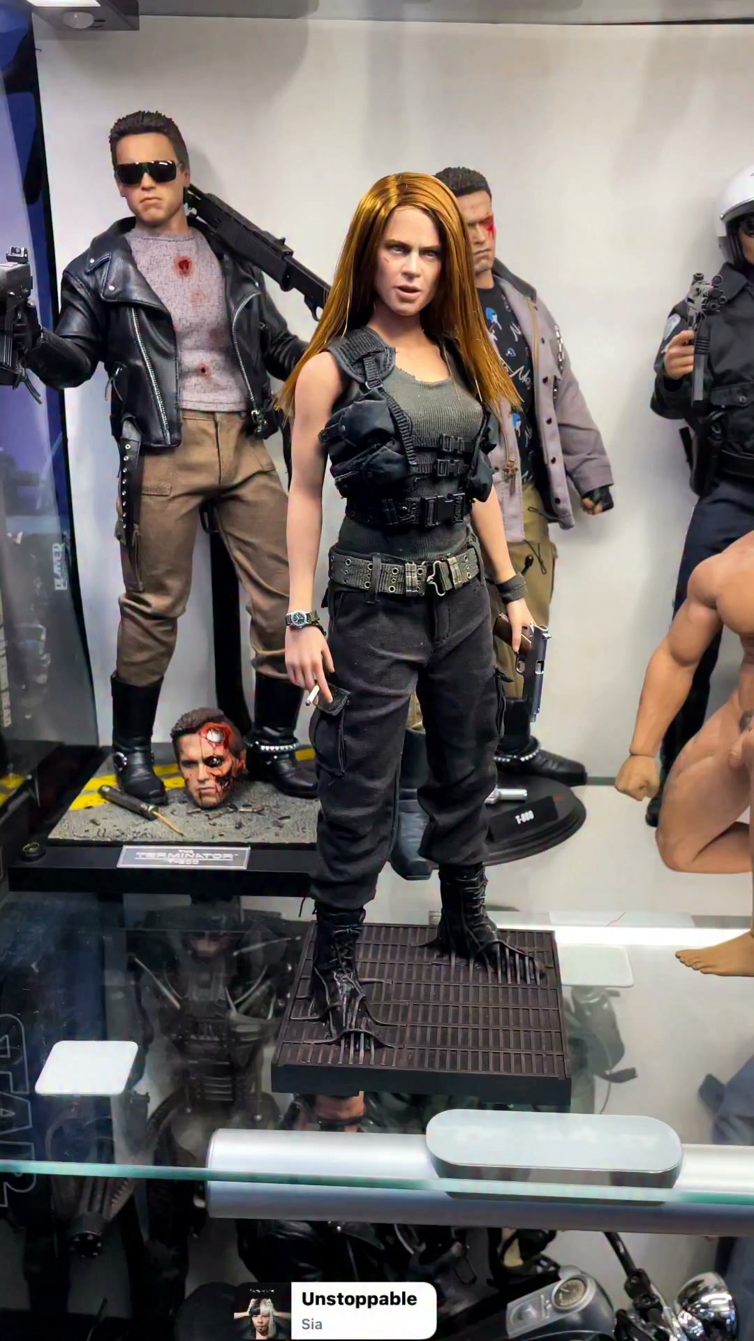 Terminator 2 Sarah Connor T-1000 disguised #toycollectibles
