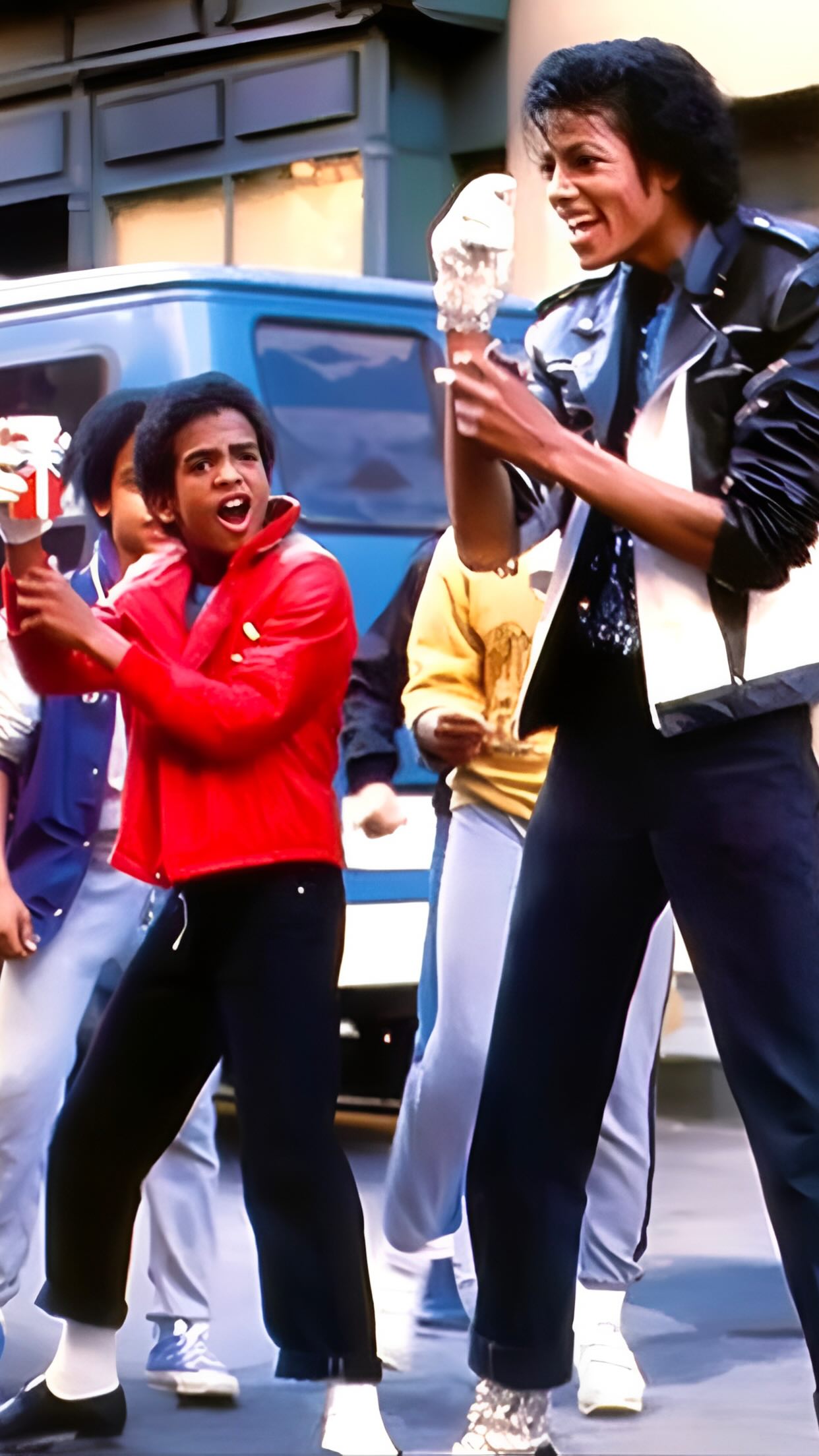 MICHAEL JACKSON COMMERCIAL FOR SONY'S KIRARA BASSO 1991