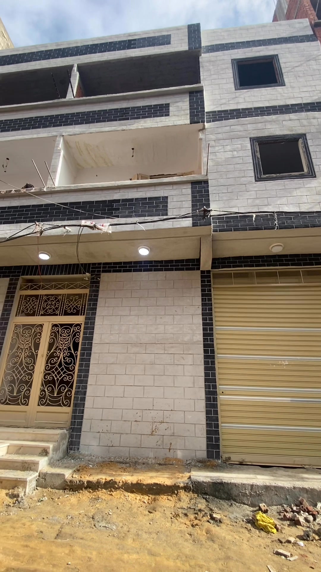 منزل للبيع (( بيت العيلة )) #منزل_لقطةللبيع_بمنطقةالمراغي بمساحه 180 ...