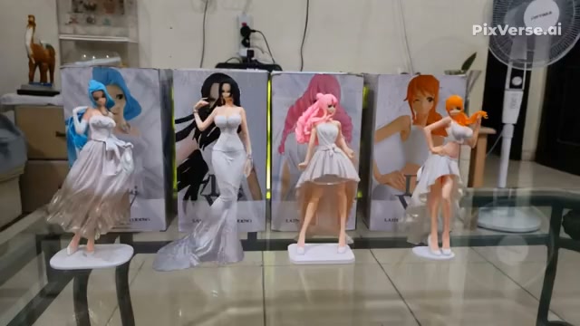 For sale One Piece Lady Edge Wedding Figure Set (Vivi, Hancock