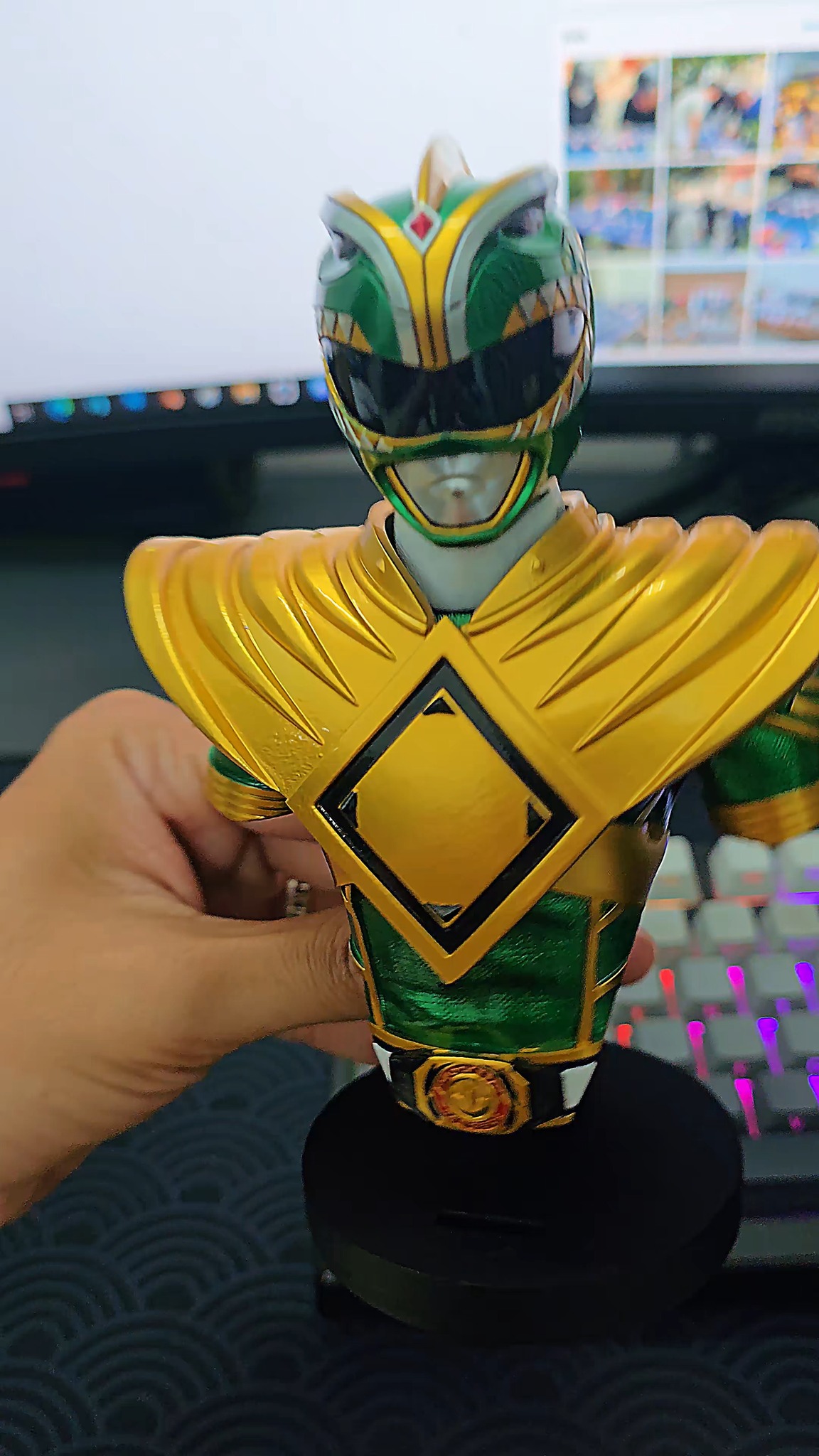 Green Ranger – huyền thoại màu xanh với bộ giáp vàng “cháy” khỏi bàn ...