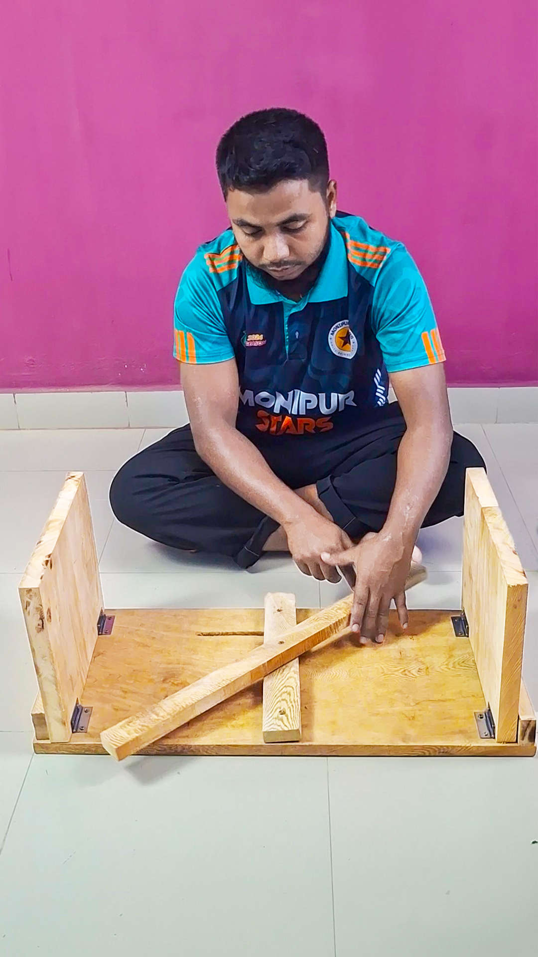 Mini folding table! | Rana Craft