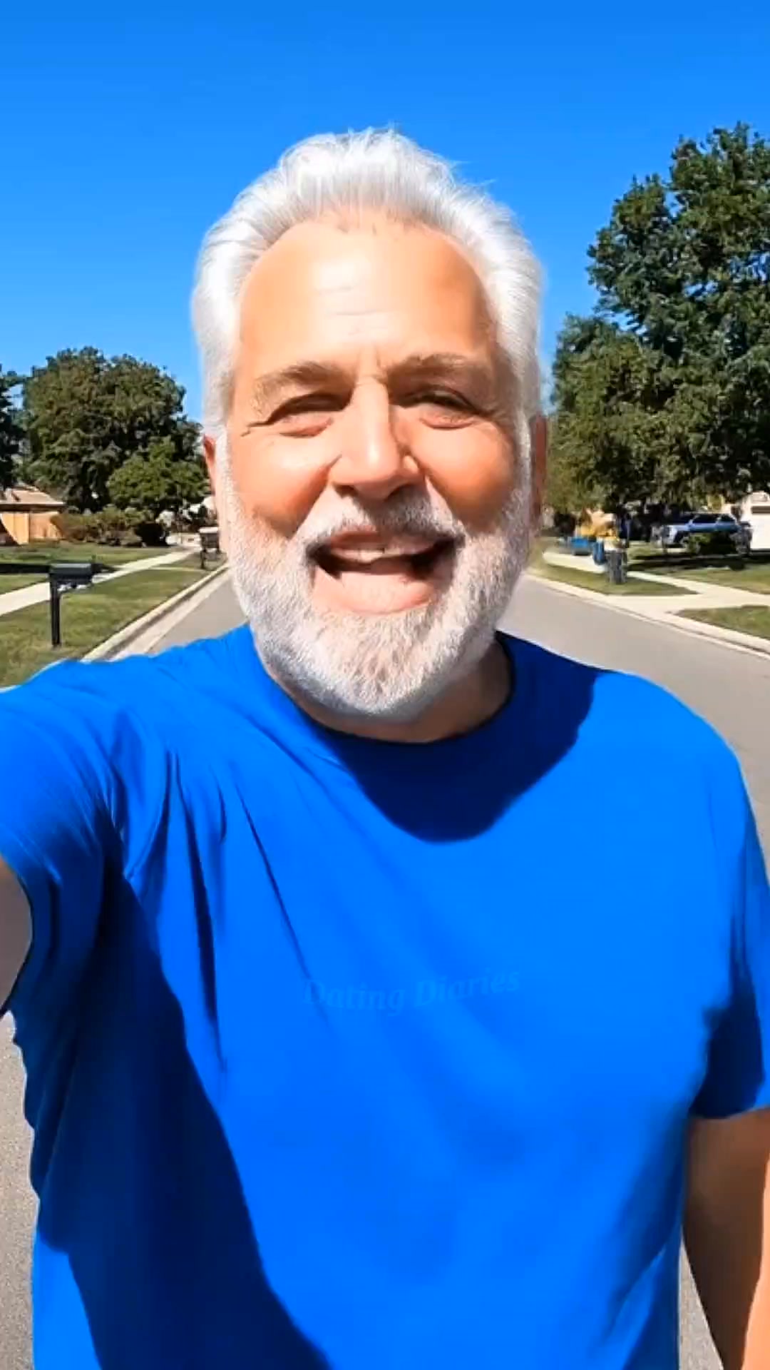 Right now i'm in USA🇺🇸🇺🇸 and looking for a friend | Smith Relish | Facebook
