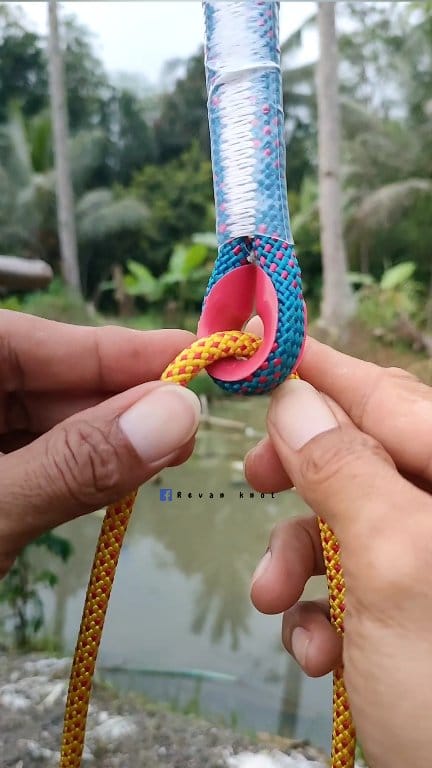 Simple trick #knot #rope #camping #outdoor #tutorial #viral | Revan ...