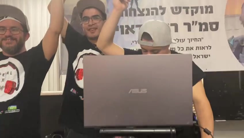כשאתי פוגשת את אתי | מכירים את הזמרת אתי לוי? במשך הסגר הראשון ישבה אתי ...