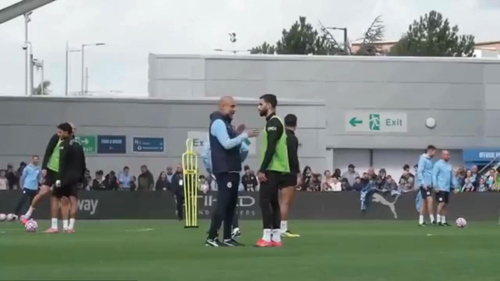 🔵⚪ Pep Guardiola Positional Session Plan Buildup through central areas ...
