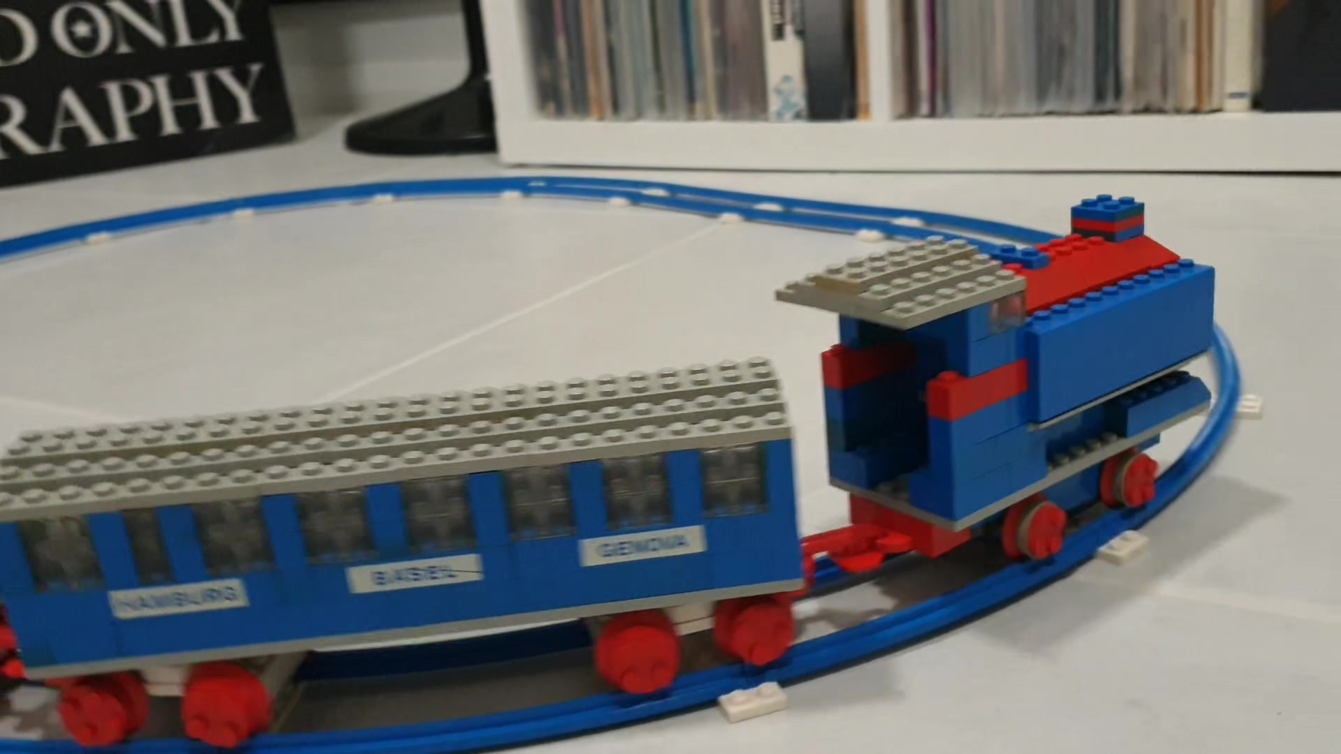 LEGO train 1966 still going strong সम รน . LEGO な 快兵木 LEGO 