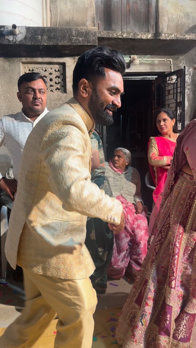 #garbalovers ️ #gujjugarba #gujju | Devendra Darji | Facebook